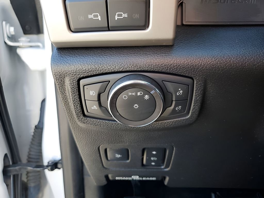 Used 2019 Ford F250 Lariat w/ Lariat Ultimate Package image 32