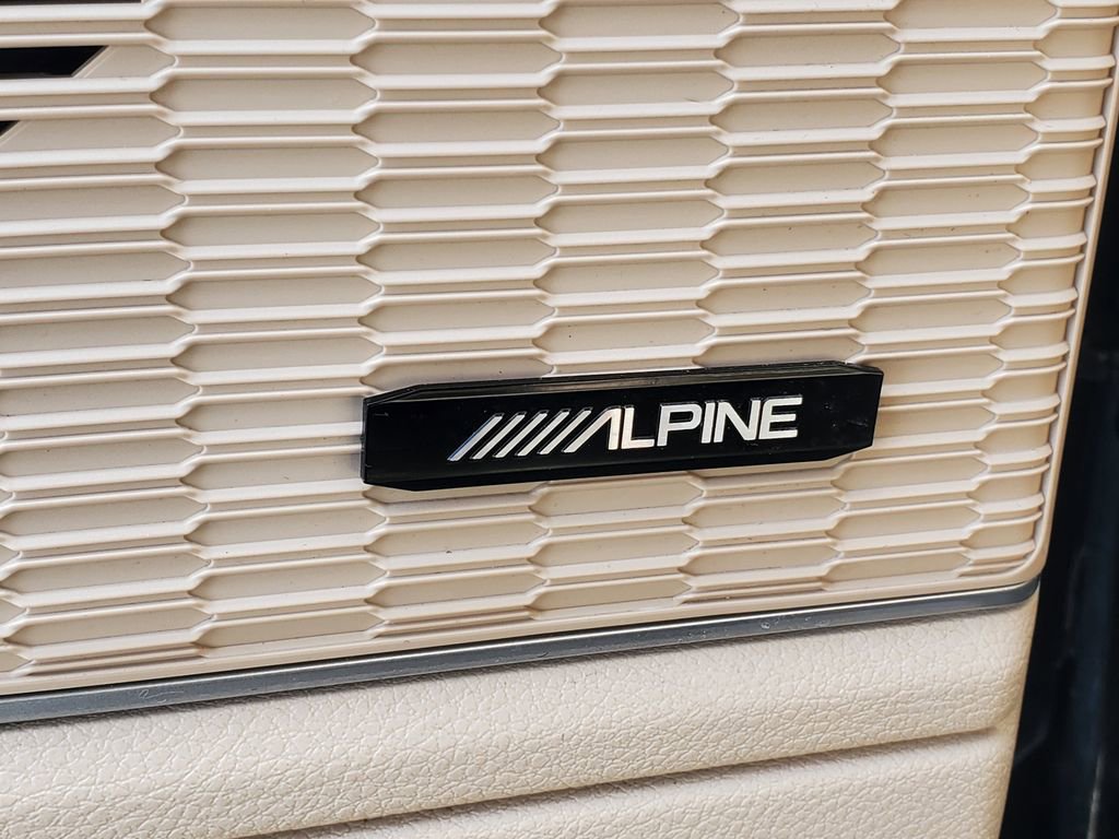 Used 2024 Jeep Grand Cherokee Limited image 16