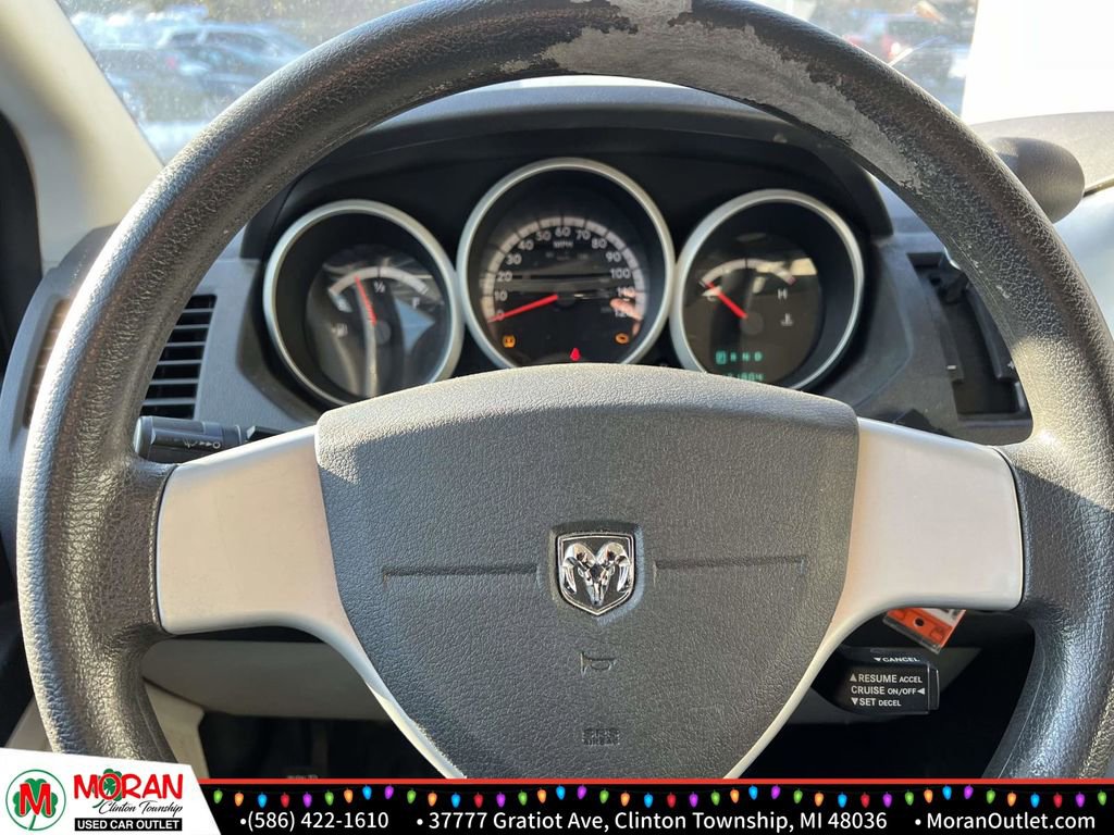 Used 2010 Dodge Grand Caravan SE image 16