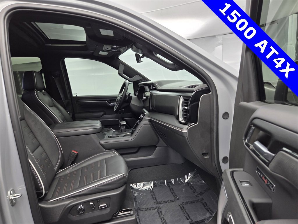 Used 2024 GMC Sierra 1500 AT4X image 16