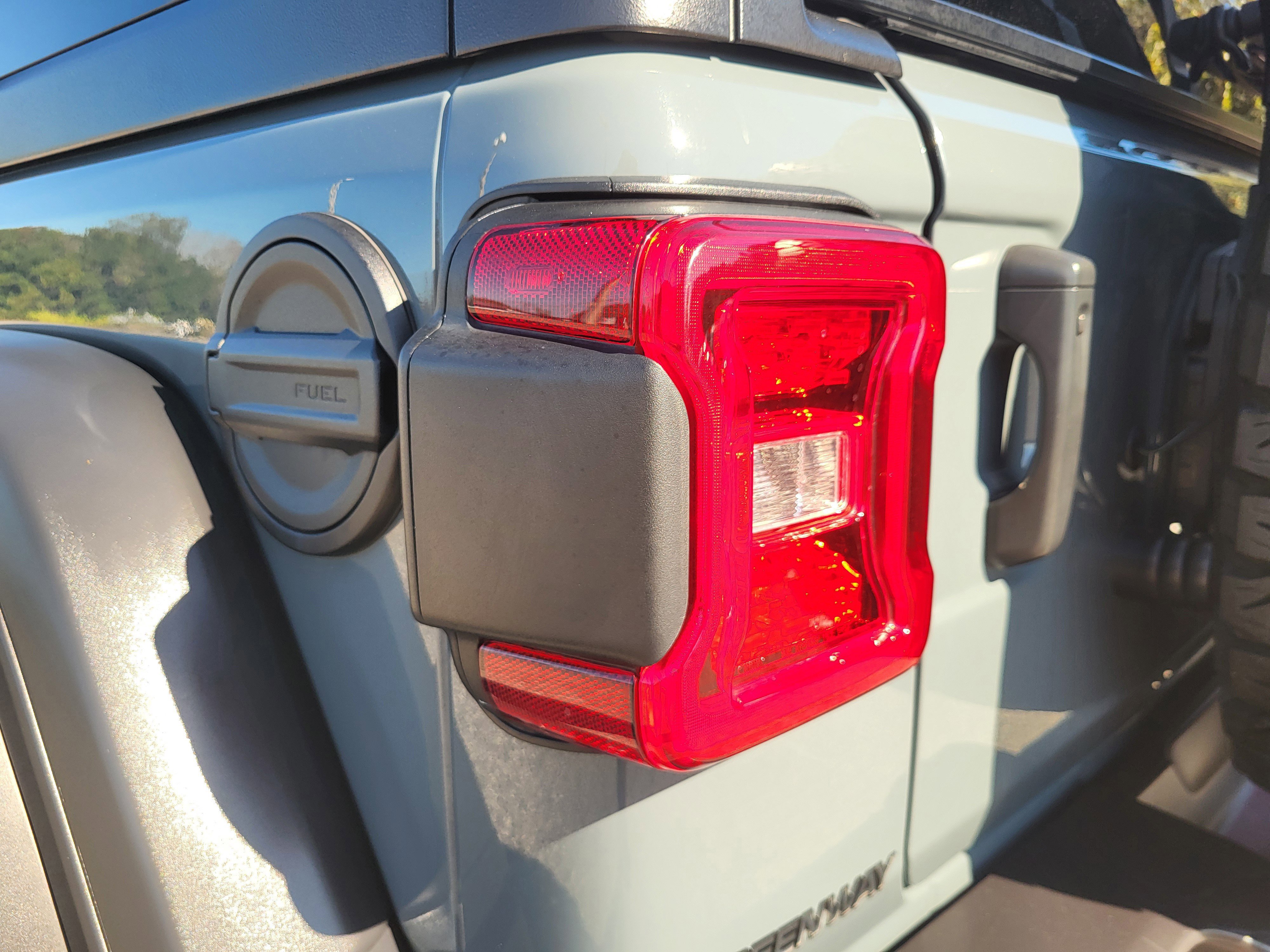 Used 2024 Jeep Wrangler Unlimited Rubicon w/ XTREMEE 35" Tire Package image 62