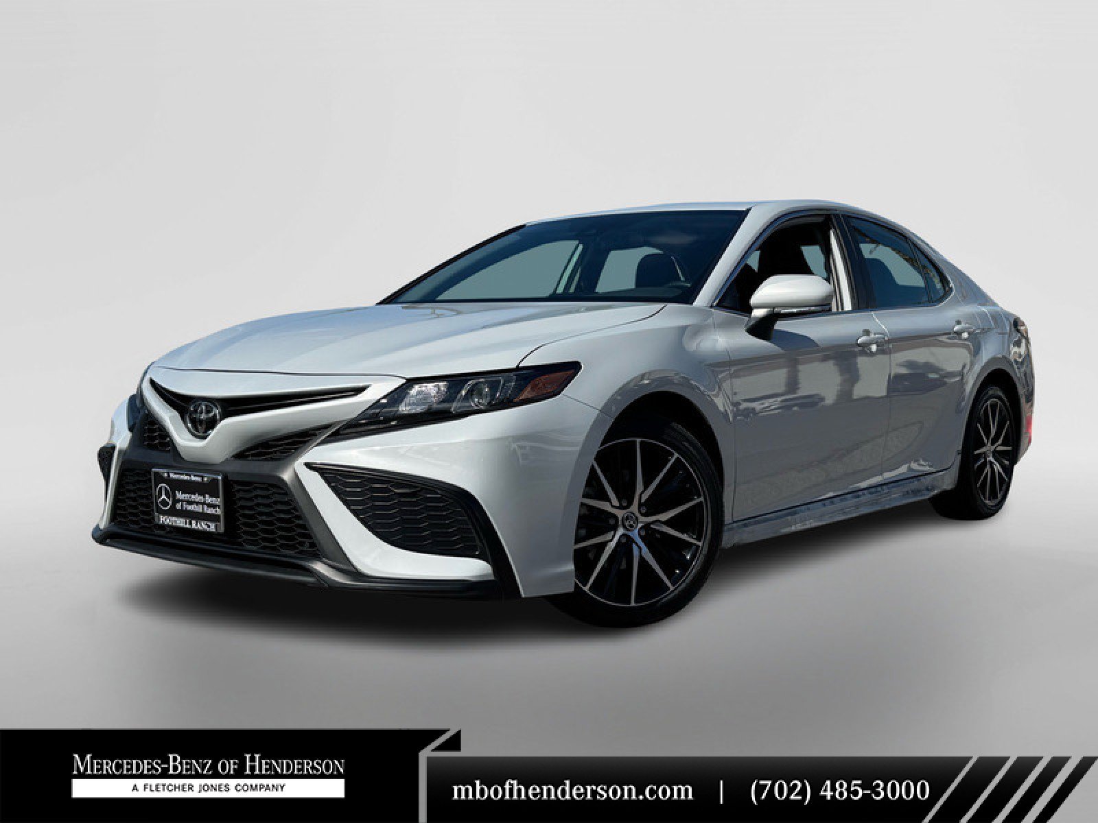 Used 2024 Toyota Camry SE video 1