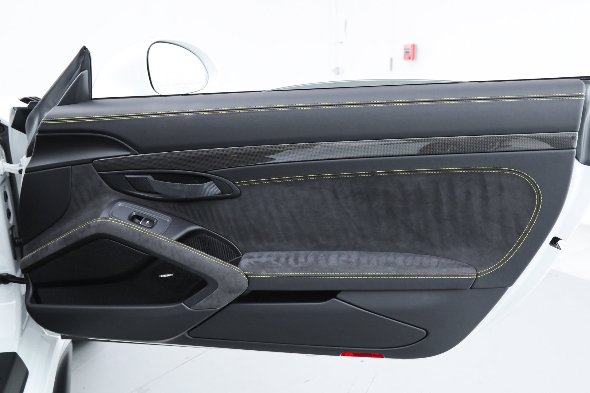 Used 2018 Porsche 911 GT2 RS image 21