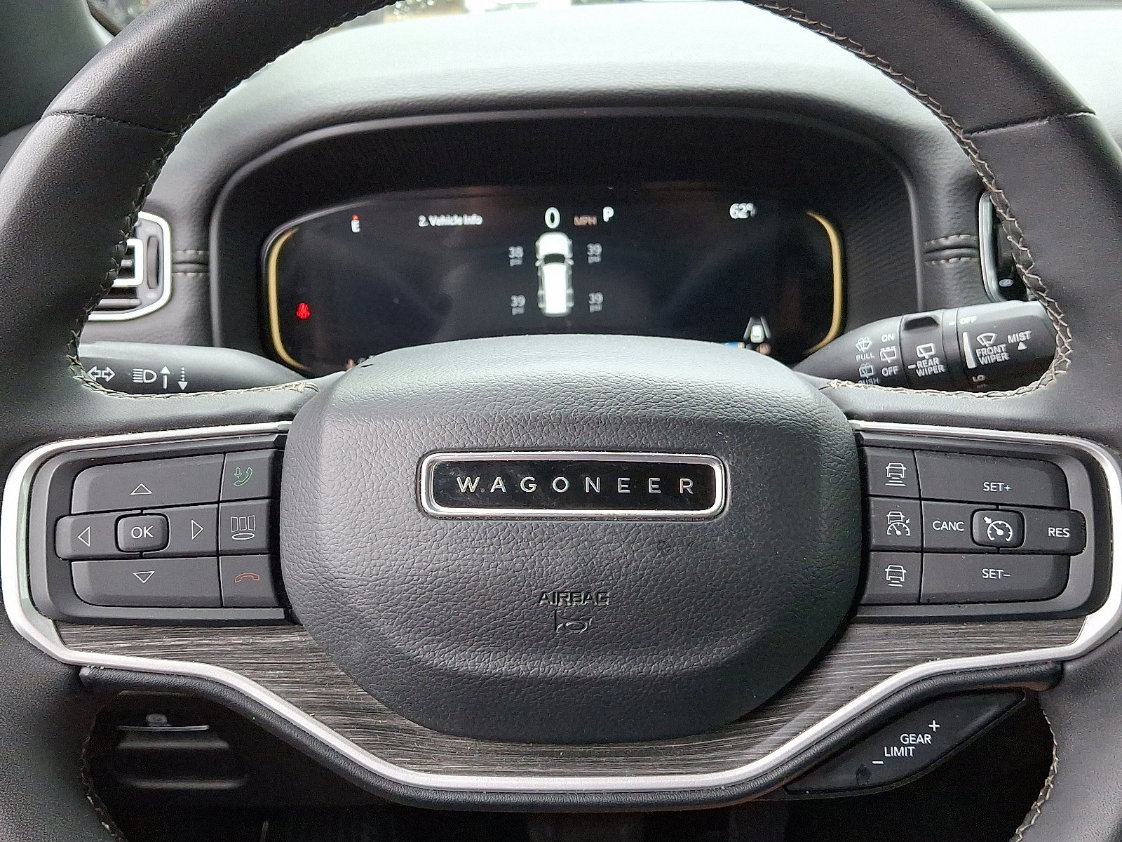 Used 2023 Jeep Wagoneer L Series II image 20