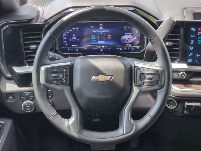 Used 2025 Chevrolet Silverado 2500 LT w/ Convenience Package image 15