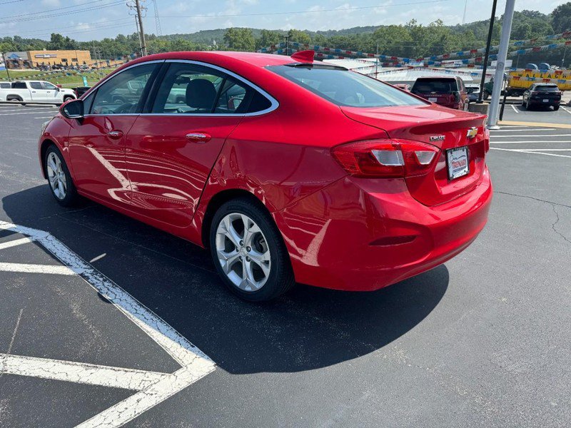 Used 2017 Chevrolet Cruze Premier FWD image 5