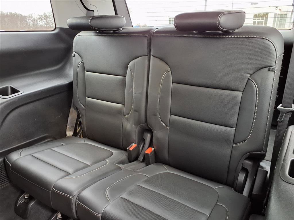 Used 2023 GMC Acadia SLT image 26
