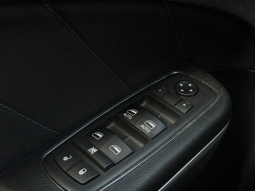 Used 2018 Dodge Charger GT AWD/4WD image 10