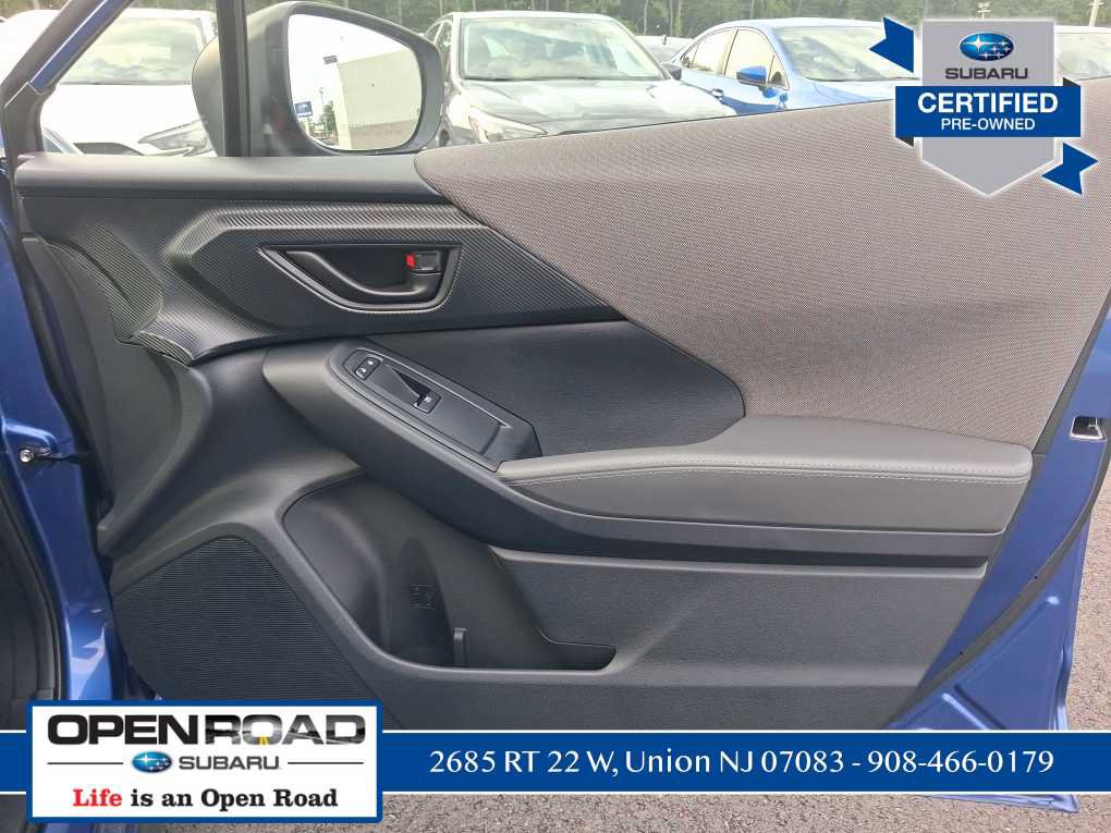 Used 2025 Subaru Crosstrek 2.5i Premium AWD/4WD image 11