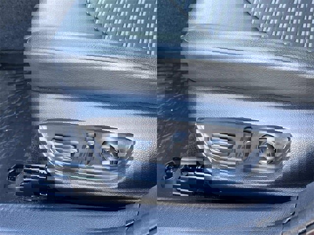 Used 2023 Toyota Camry SE image 27