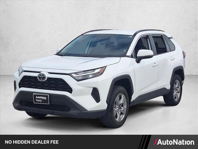 Used 2024 Toyota RAV4 XLE AWD/4WD image 1