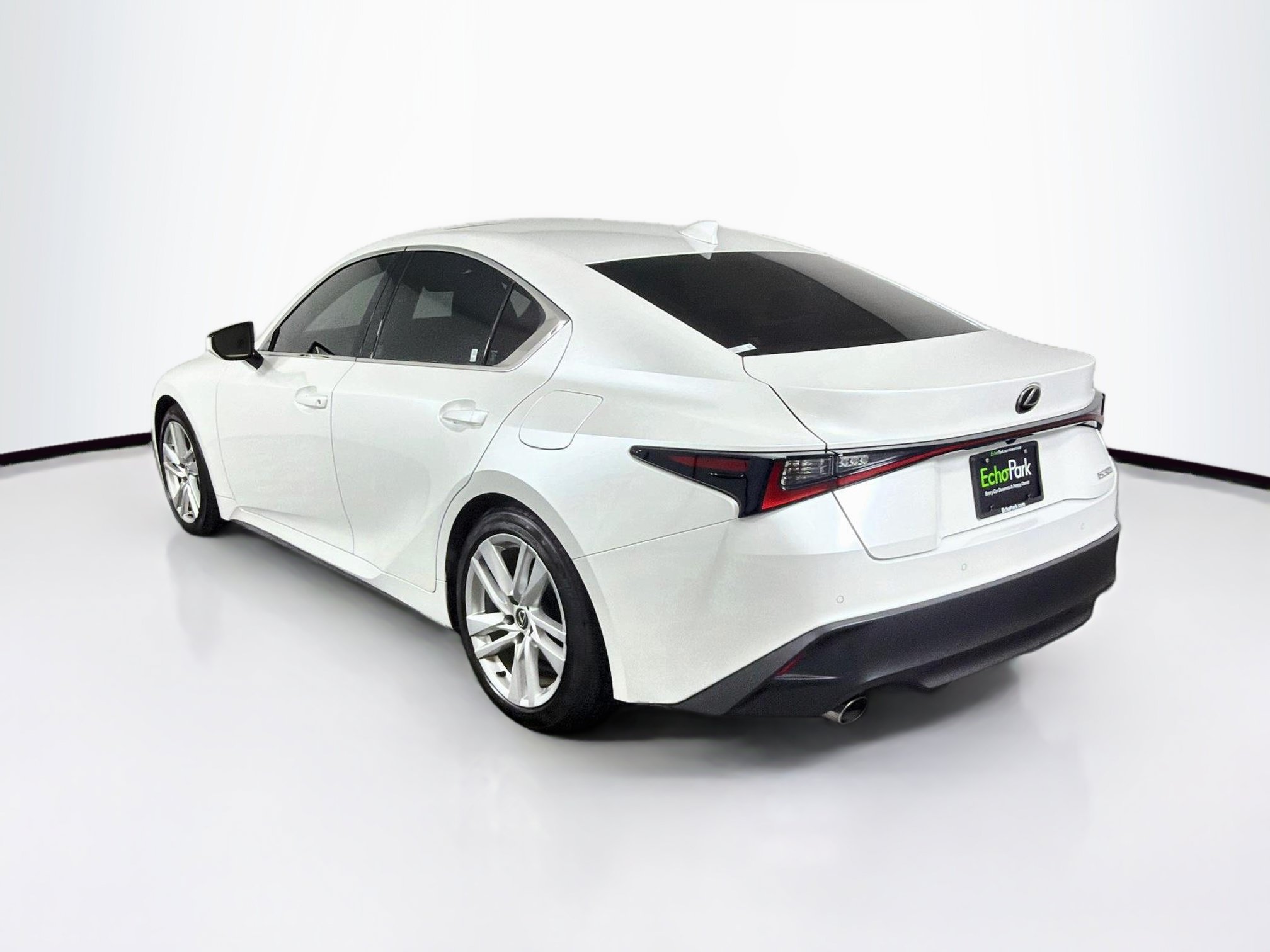 Used 2025 Lexus IS 300 w/ Comfort Package RWD image 5