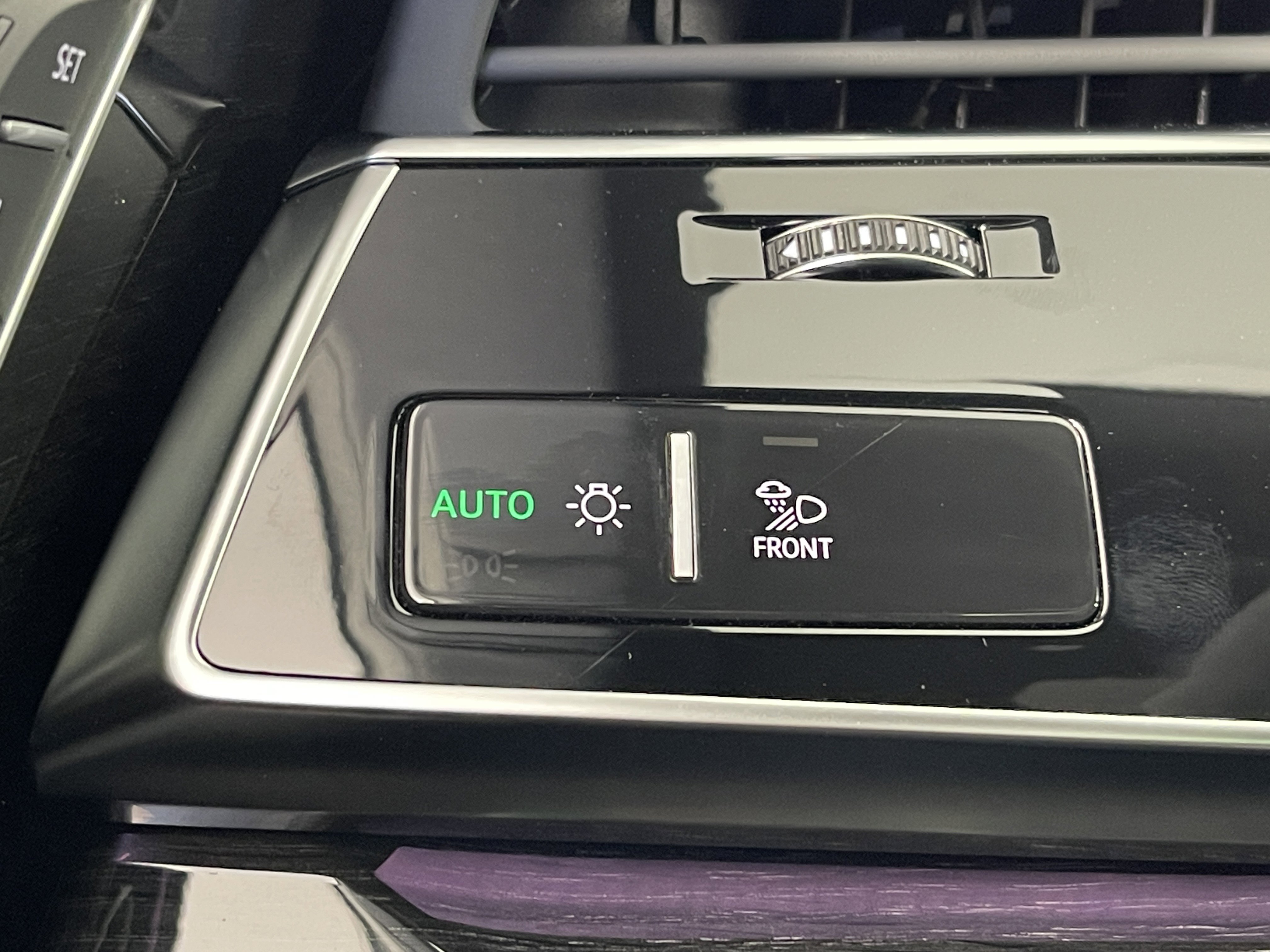 New 2025 Audi Q8 Premium Plus image 27