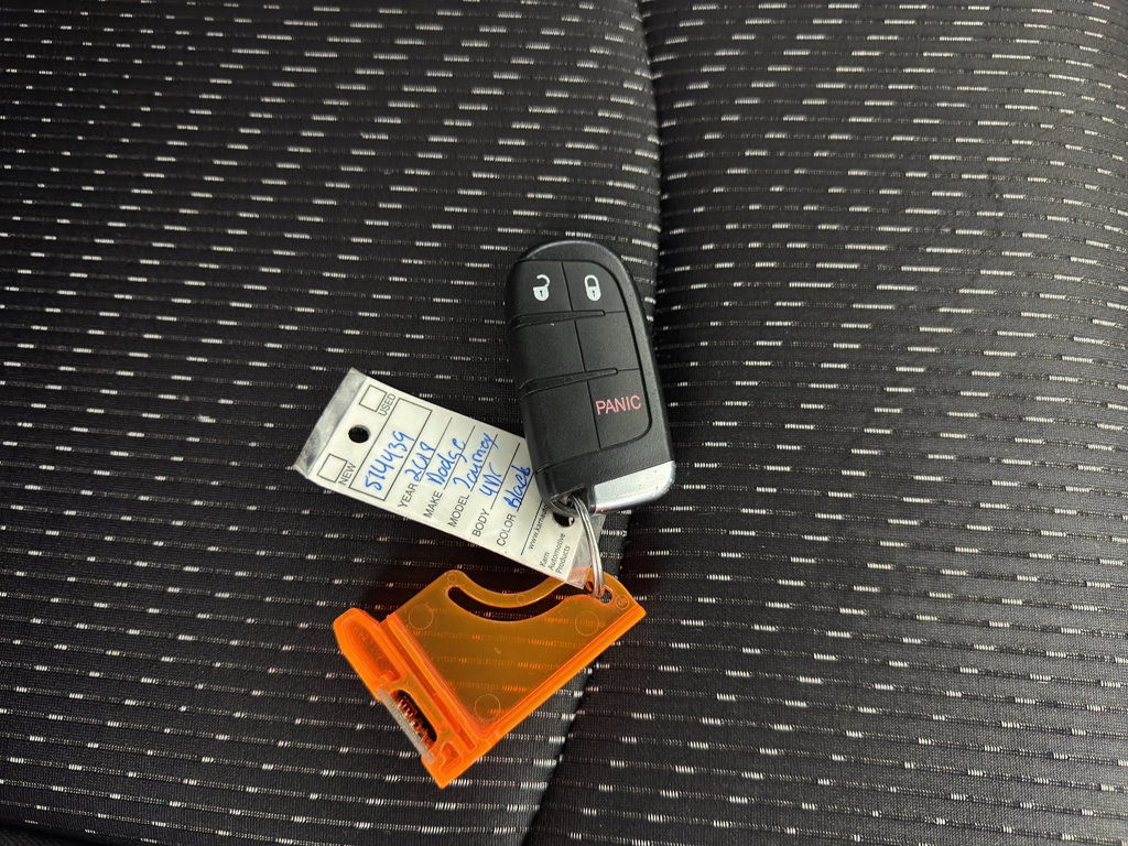 Used 2018 Dodge Journey SE image 40