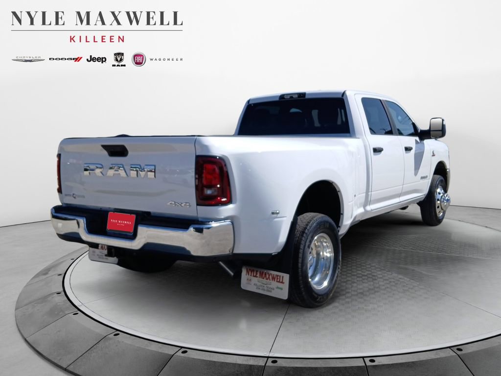 New 2026 RAM 3500 Big Horn AWD/4WD image 16