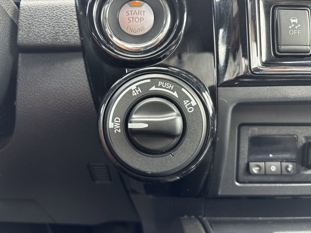 Used 2023 Nissan Titan Platinum Reserve w/ Off Road Protection Package image 24