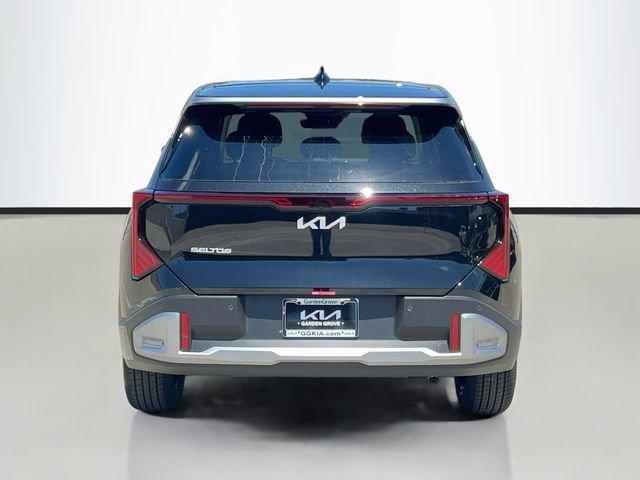New 2027 Kia Seltos S FWD image 6