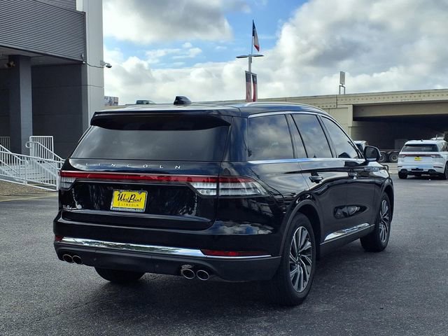 New 2026 Lincoln Aviator 2WD image 2