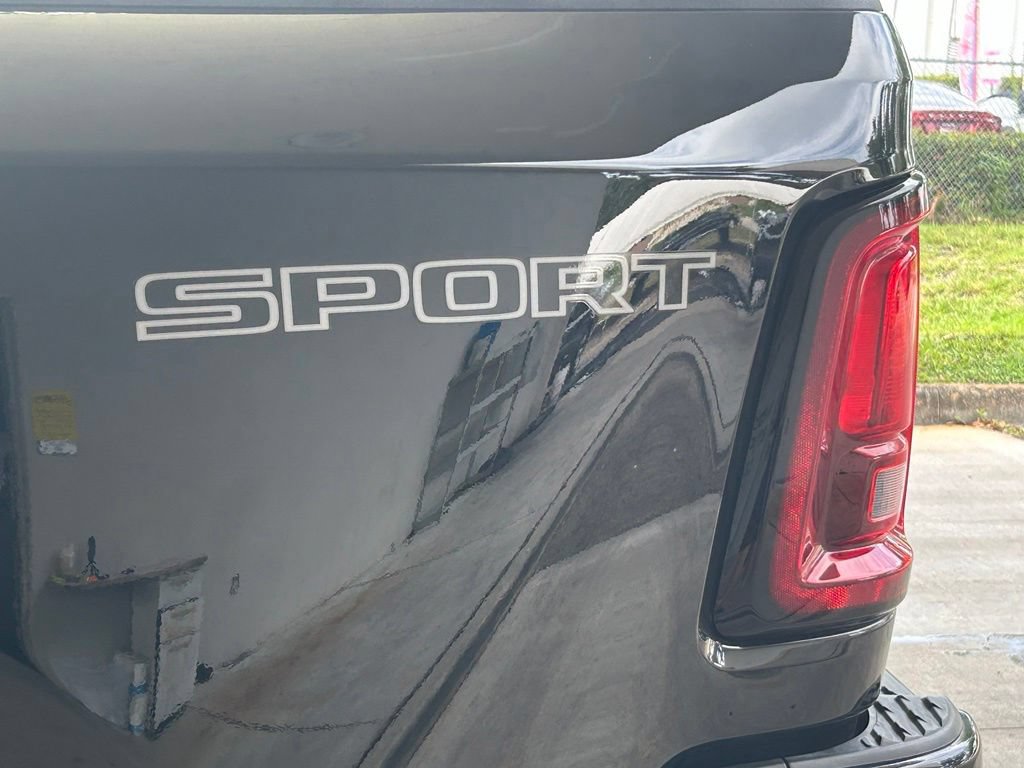Used 2026 RAM 3500 Big Horn AWD/4WD image 19