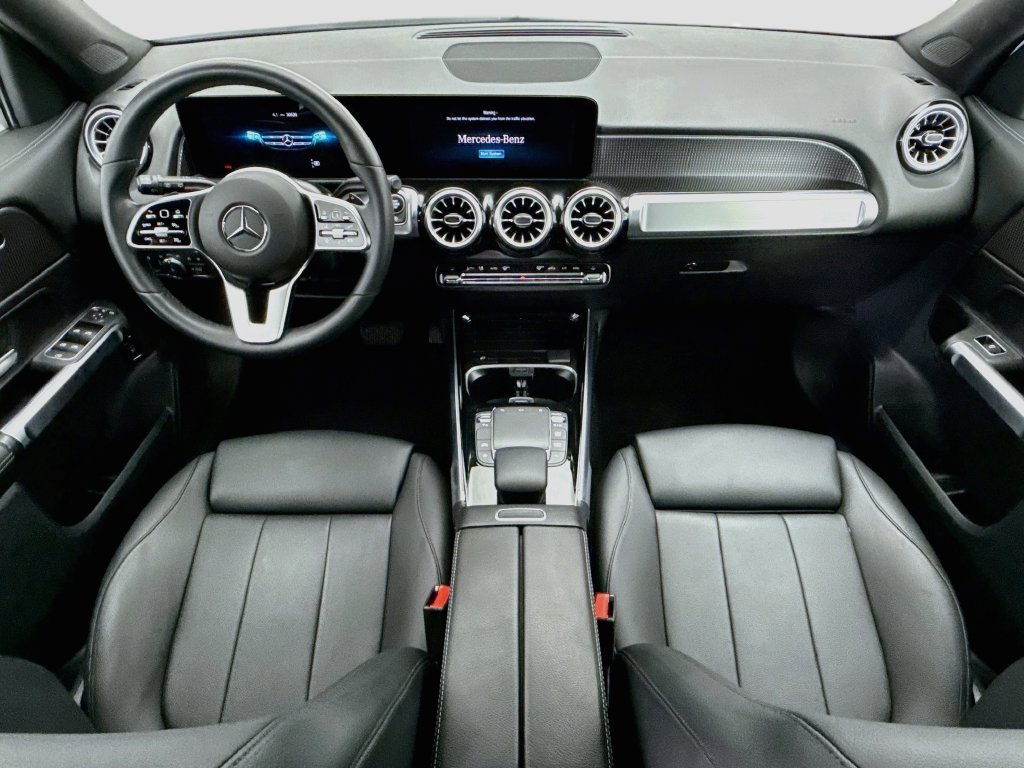 Used 2023 Mercedes-Benz GLB 250 image 13