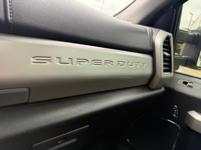Used 2019 Ford F250 Lariat w/ Lariat Ultimate Package AWD/4WD image 35