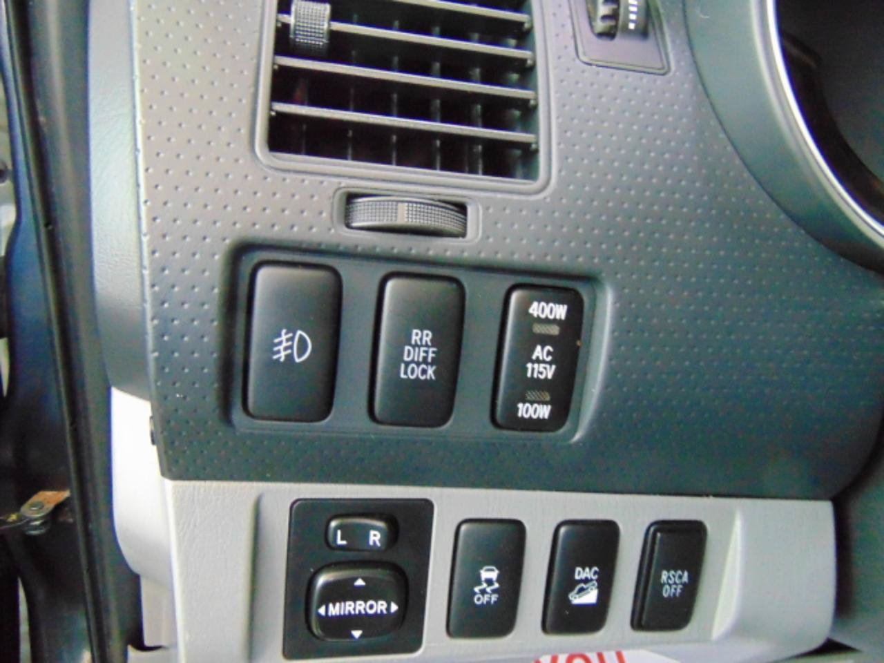 Used 2010 Toyota Tacoma 4x4 Double Cab image 18