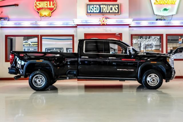 Used 2023 GMC Sierra 3500 Denali w/ Denali Ultimate Package AWD/4WD image 10