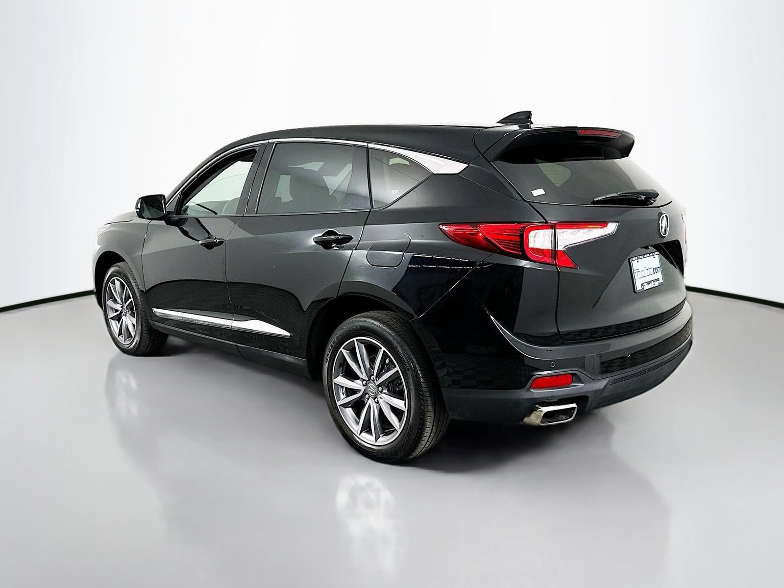 Used 2023 Acura RDX w/ Technology Package AWD/4WD image 5