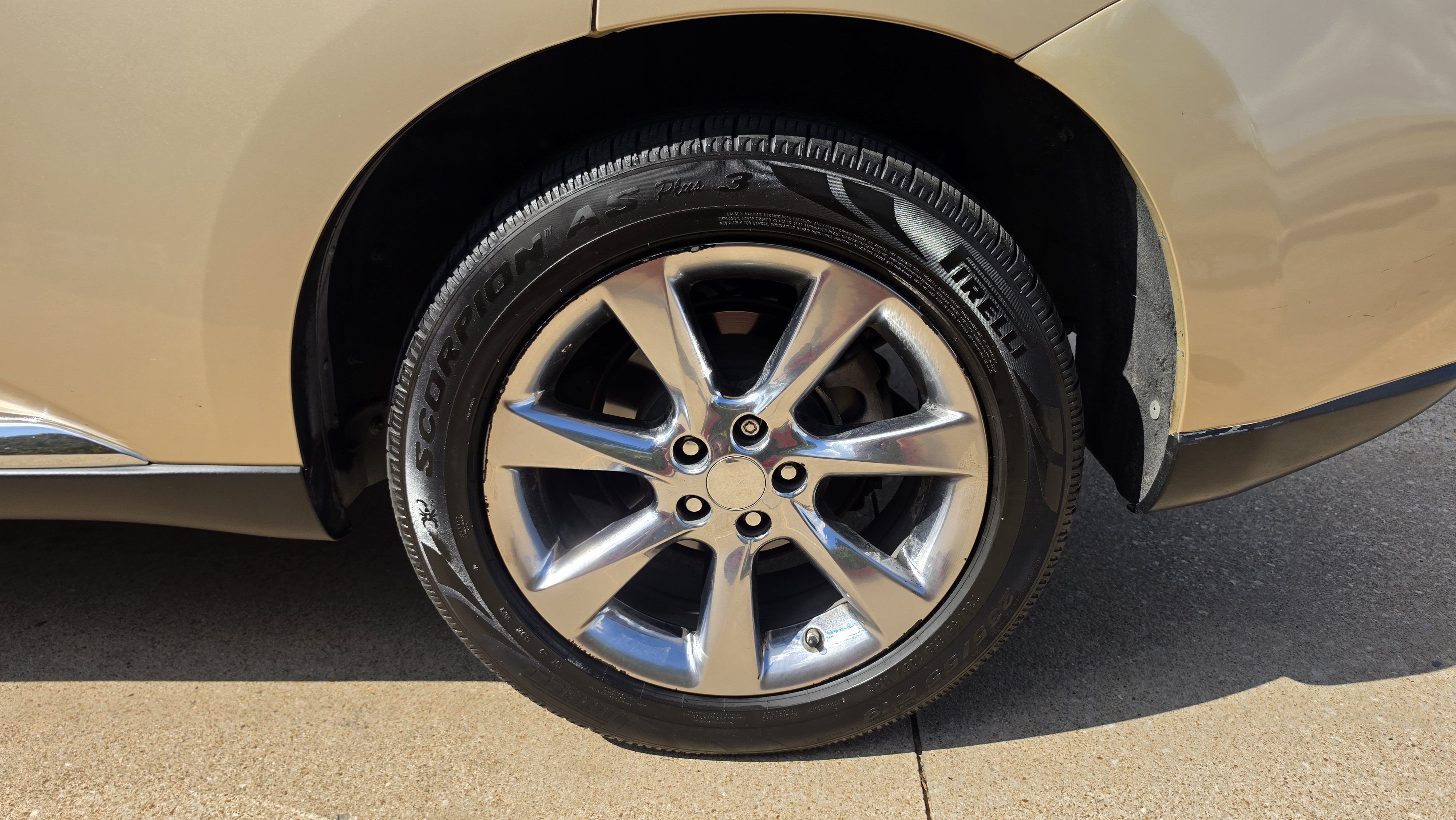Used 2010 Lexus RX 350 2WD w/ Premium Pkg image 14