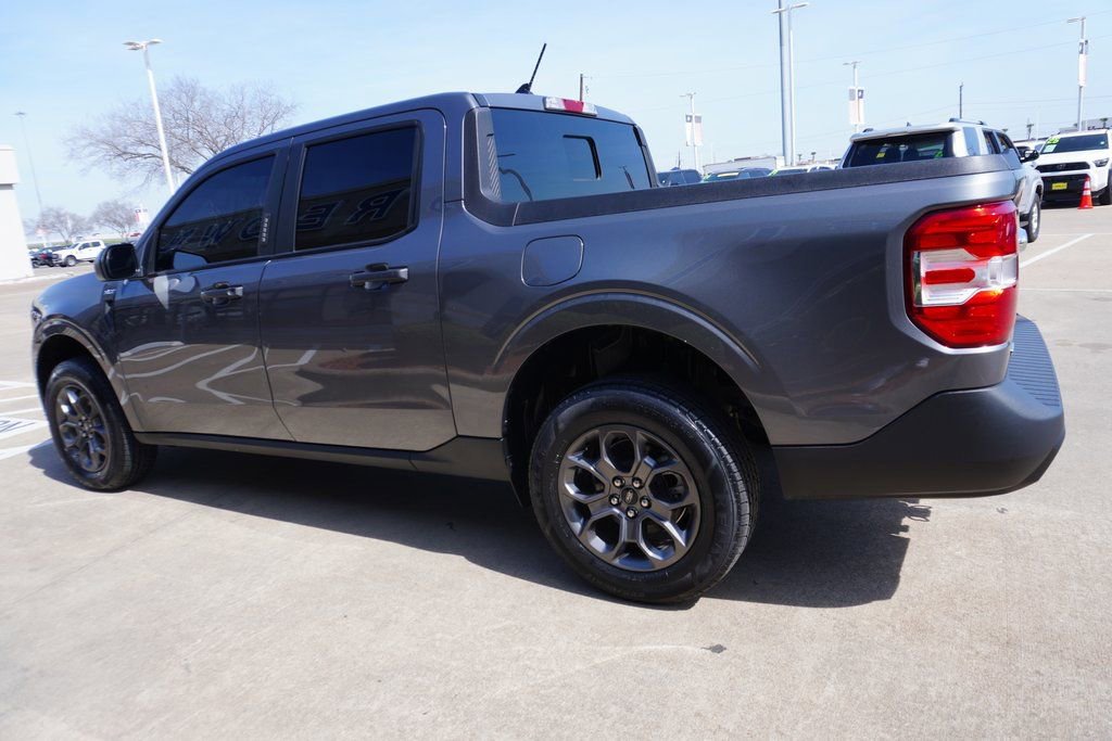 Certified 2023 Ford Maverick XLT image 4