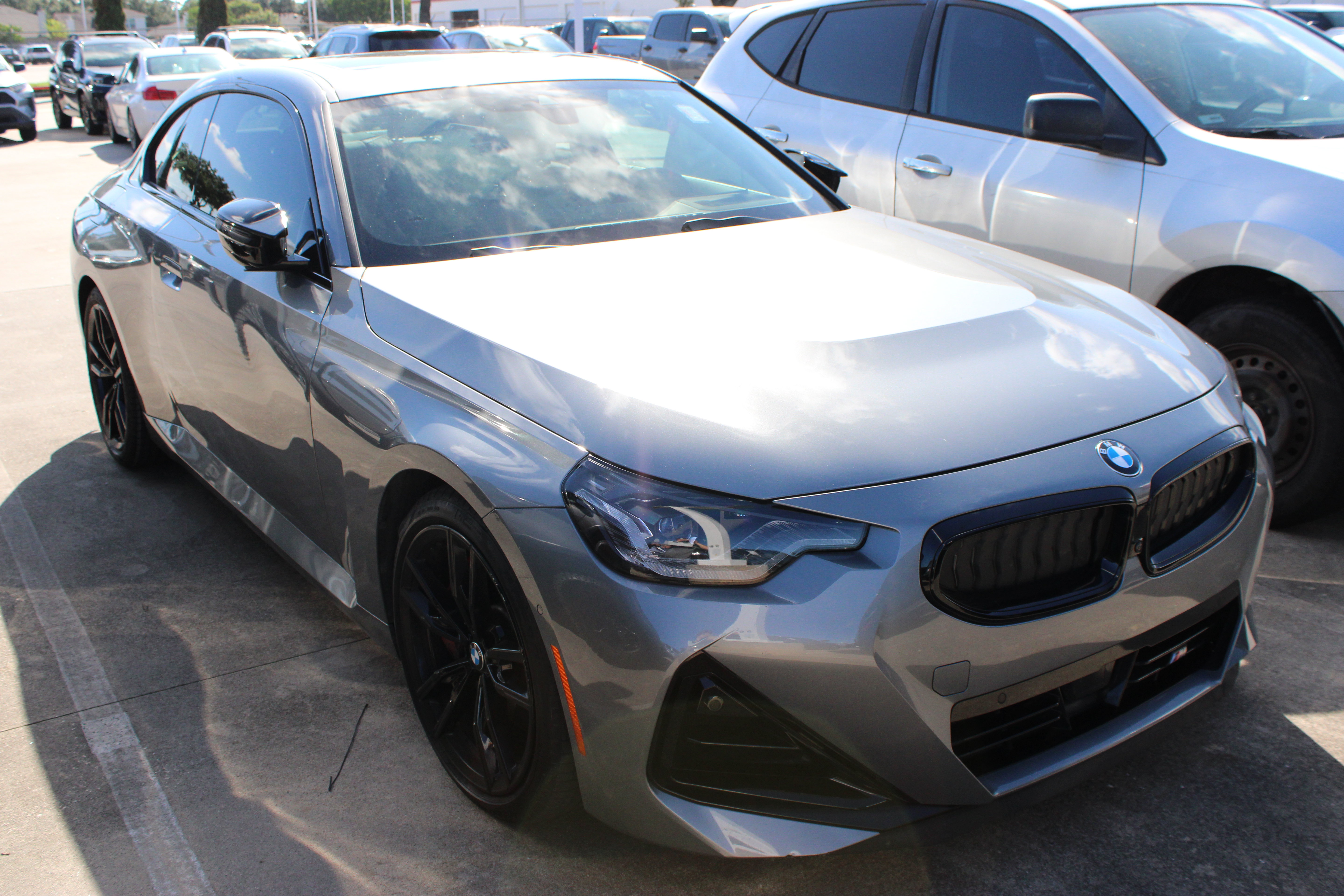 Used 2025 BMW M240i Coupe RWD image 2