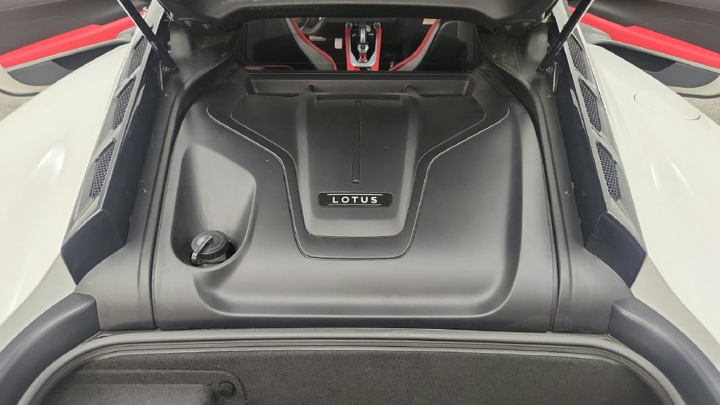 Used 2026 Lotus Emira SE RWD image 23