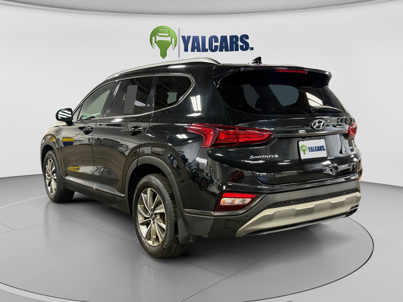 Used 2019 Hyundai Santa Fe SEL AWD/4WD image 3