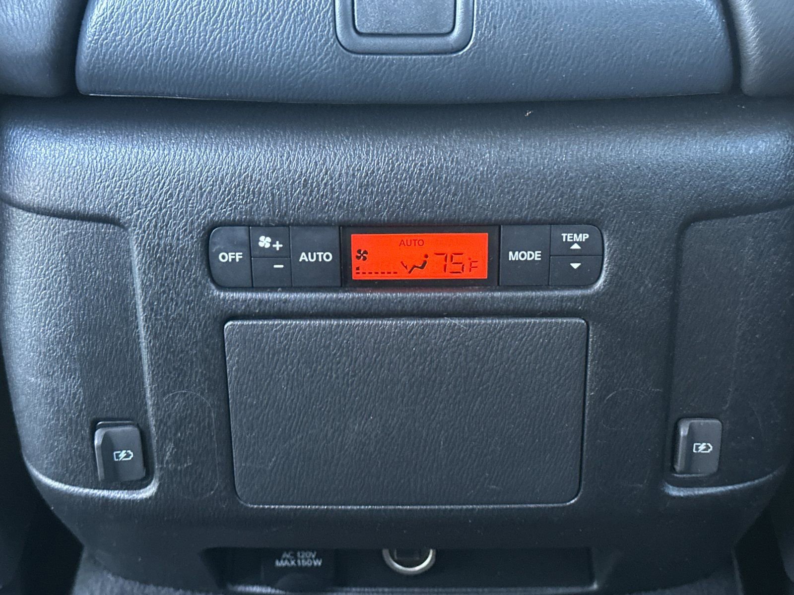 Used 2018 Nissan Armada SL w/ Moonroof Package image 13