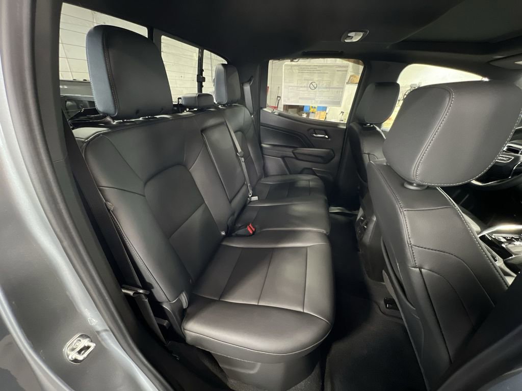New 2025 GMC Canyon Elevation w/ Convenience Package image 28