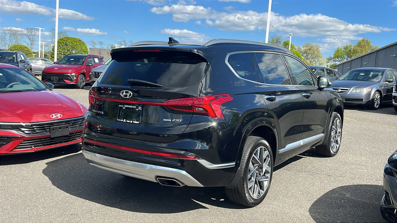 Used 2023 Hyundai Santa Fe Calligraphy w/ Winter Weather Package AWD/4WD image 4