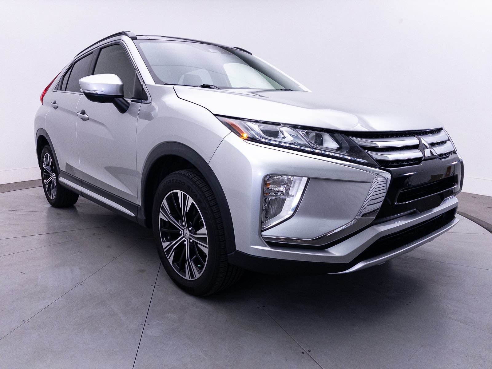 Used 2018 Mitsubishi Eclipse Cross SEL AWD/4WD image 14