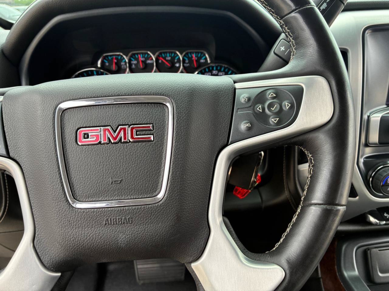 Used 2017 GMC Sierra 1500 SLT AWD/4WD image 27