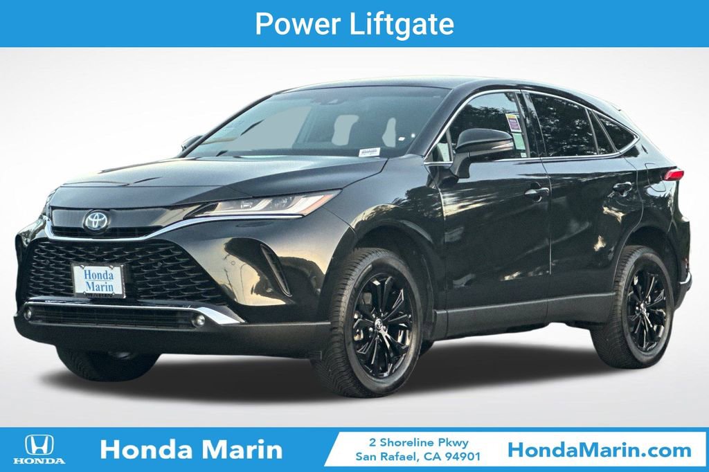 Used 2023 Toyota Venza Nightshade image 9