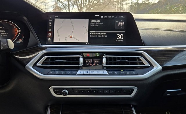 Used 2021 BMW X5 xDrive40i w/ M Sport Package image 33