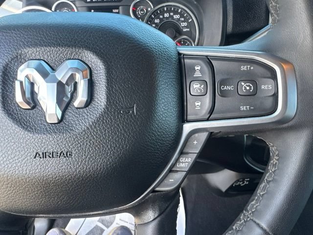 Used 2025 RAM 2500 Big Horn AWD/4WD image 25