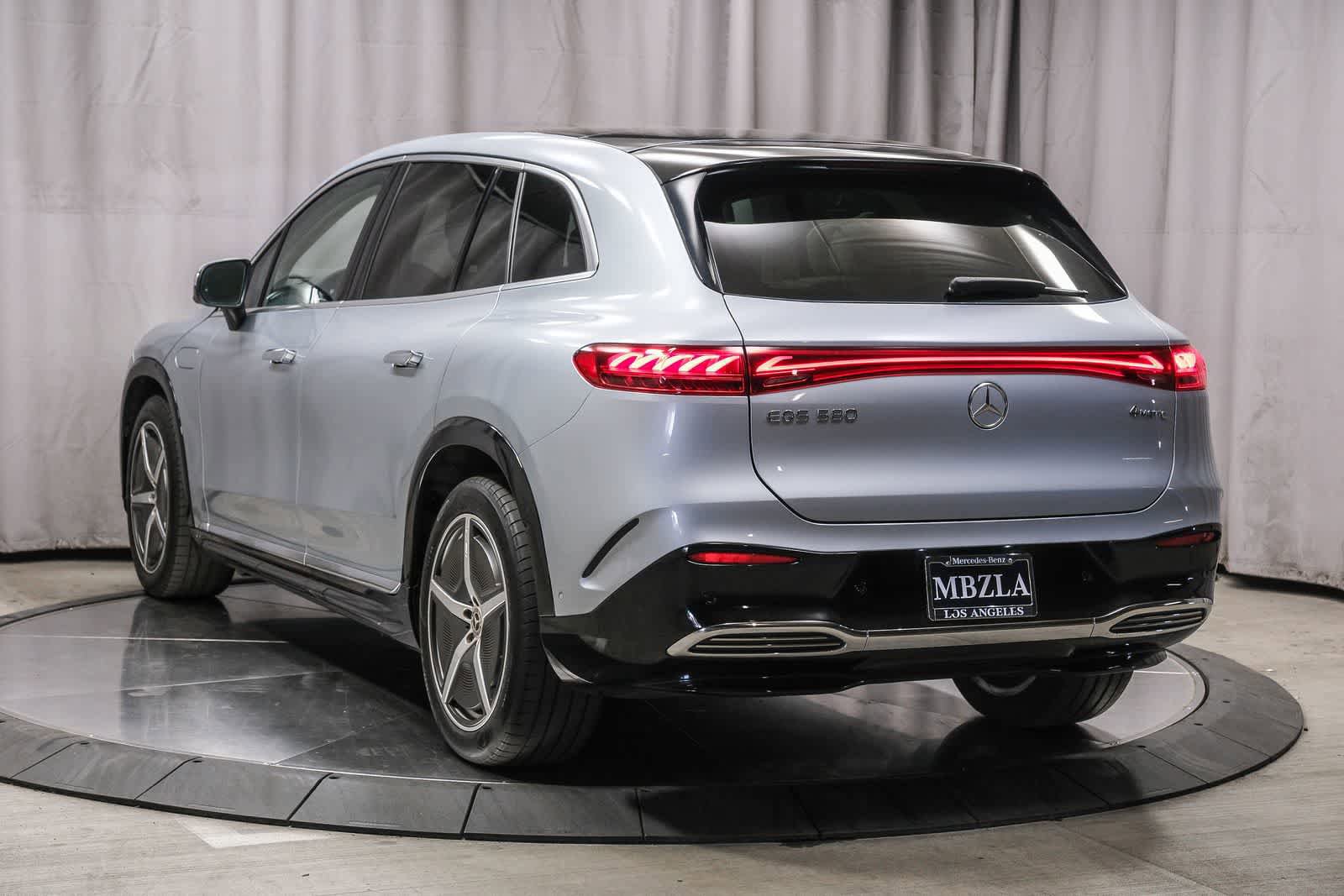 Certified 2023 Mercedes-Benz EQS 580 4MATIC SUV image 2
