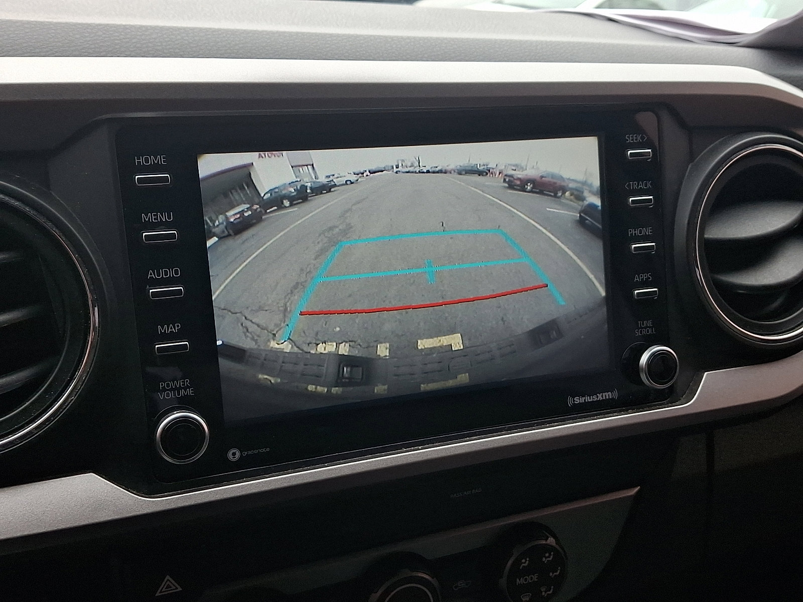 Used 2020 Toyota Tacoma SR5 image 17