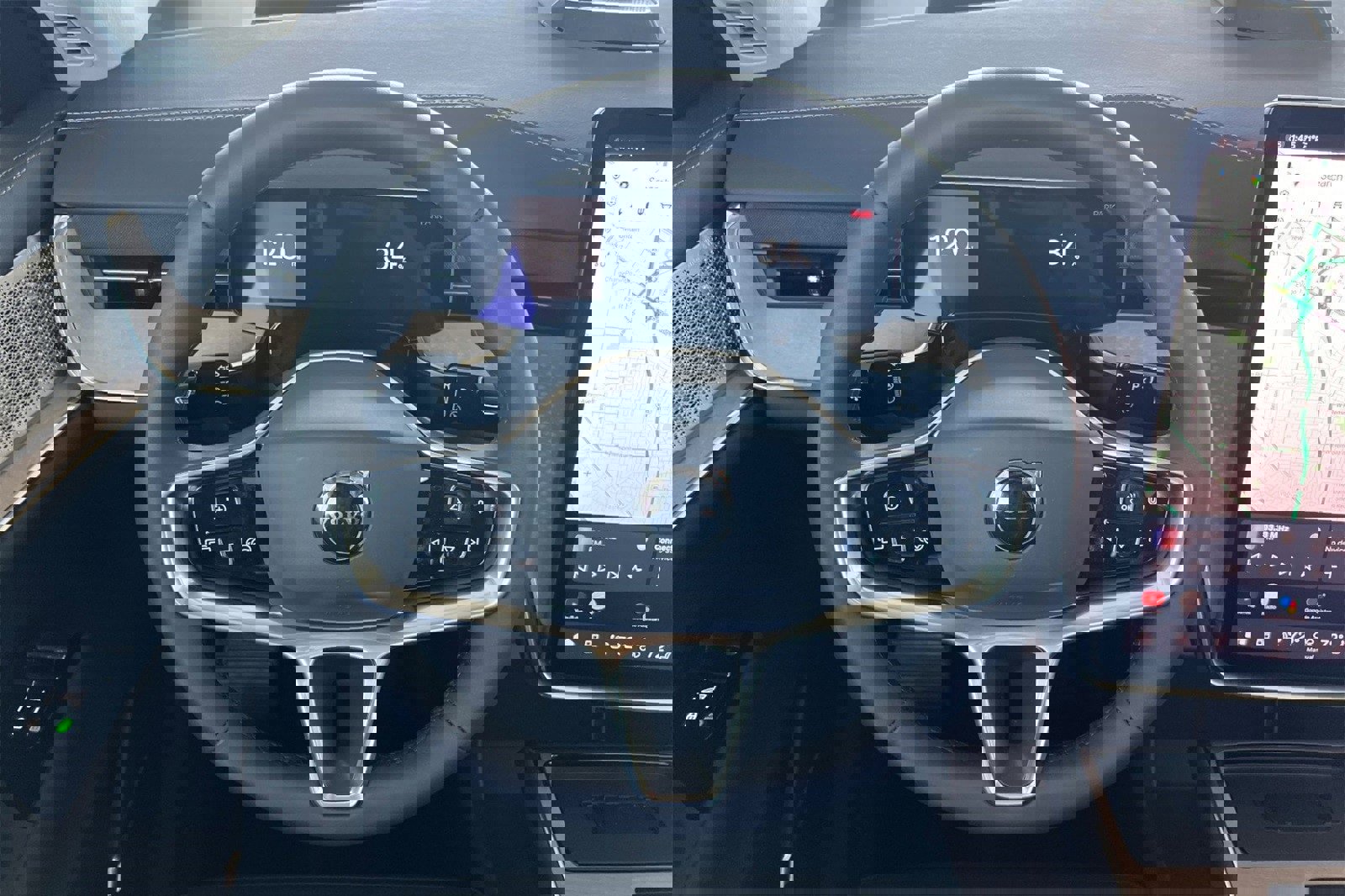 Used 2025 Volvo EX90 Ultra image 14