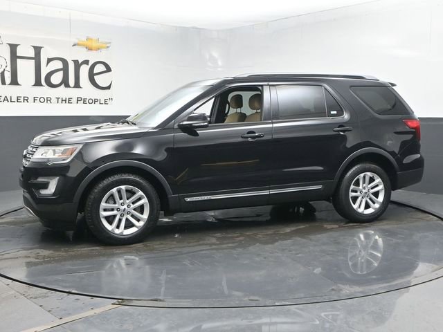 Used 2017 Ford Explorer XLT FWD image 31