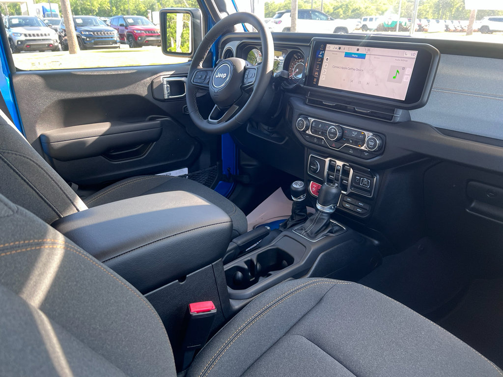 New 2026 Jeep Gladiator Willys AWD/4WD image 13