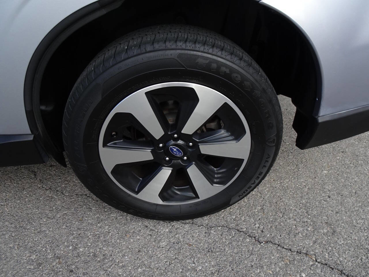 Used 2017 Subaru Forester 2.5i Limited w/ Popular Package #2 image 10