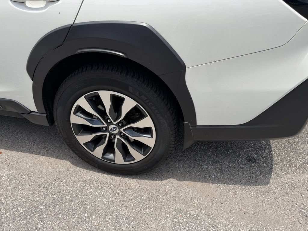 Used 2023 Subaru Outback Touring XT AWD/4WD image 8