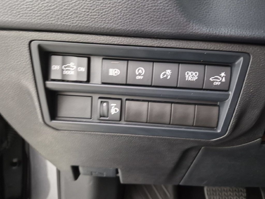 Used 2024 Toyota Tundra SR5 w/ SR5 Convenience Package AWD/4WD image 12
