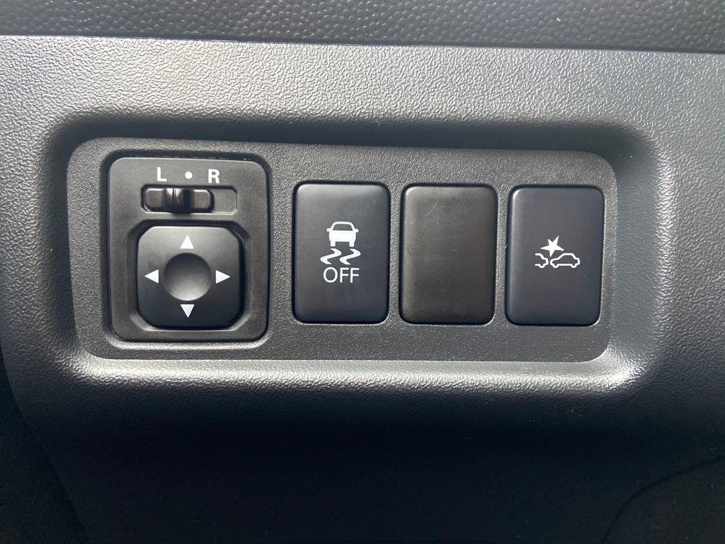 Used 2021 Mitsubishi Mirage ES image 27